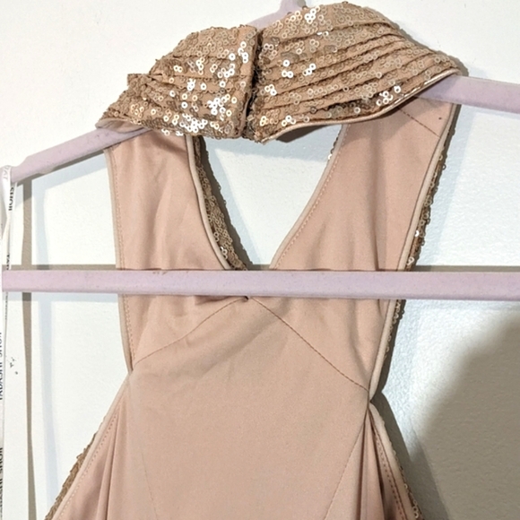 NWT Tadashi Shoji Champagne Halter Sequin Crepe Maxi Gown Dress Size 16 - Picture 9 of 16